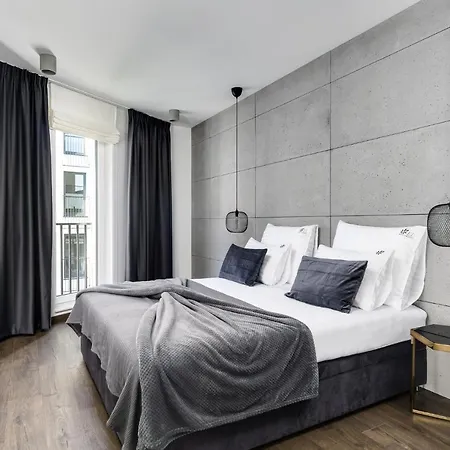 El - Hercules Apartment